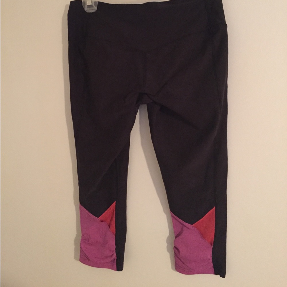 Black Nike Capris